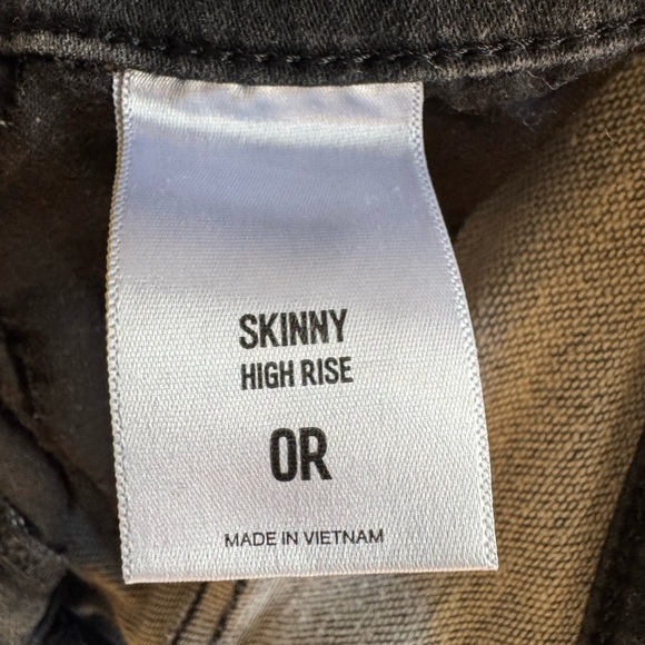 Express Skinny High Rise Jeans Black (Size 0R) - Picture 7 of 8